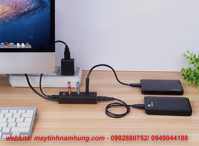 Bộ chia 4 cổng USB 3.0 hỗ trợ cấp nguồn phụ Unitek Y3089