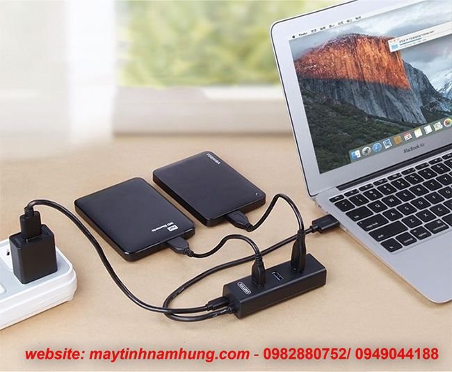 Bộ chia 4 cổng USB 3.0 hỗ trợ cấp nguồn phụ Unitek Y3089