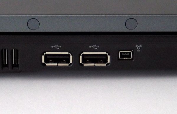 13 loại kết nối đã và đang "mất hút" trên laptop https://maytinhnamhung.com/