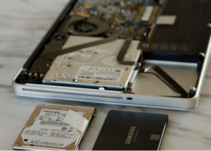 Ổ cứng là nguyên nhân đầu tiên làm cho laptop hoạt động chậm chạp. https://maytinhnamhung.com/