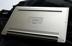 Cáp kết nối Dell XPS 13 bản 2016 với máy chiếu, tivi HDMI. 1 Cáp kết nối Dell XPS 13 bản 2016 với máy chiếu, tivi HDMI. https://maytinhnamhung.com/