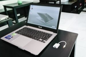 Cáp kết nối máy chiếu cho Asus Zenbook UX303LA/ UX303LN https://maytinhnamhung.com/